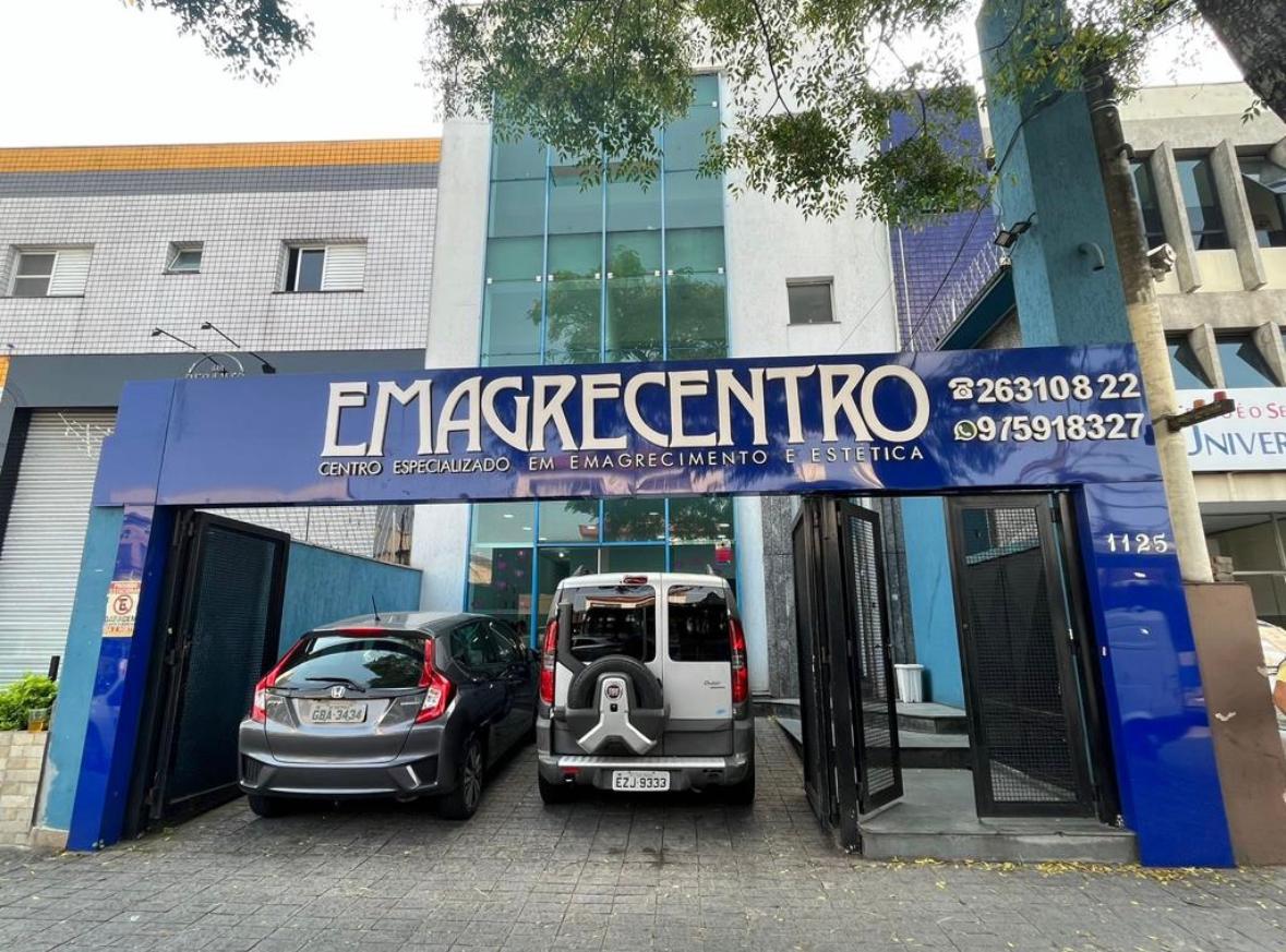 Fachada da unidade Emagrecentro Vila Maria, localizada na Av. das Cerejeiras, 1125 - Jardim Japão, São Paulo